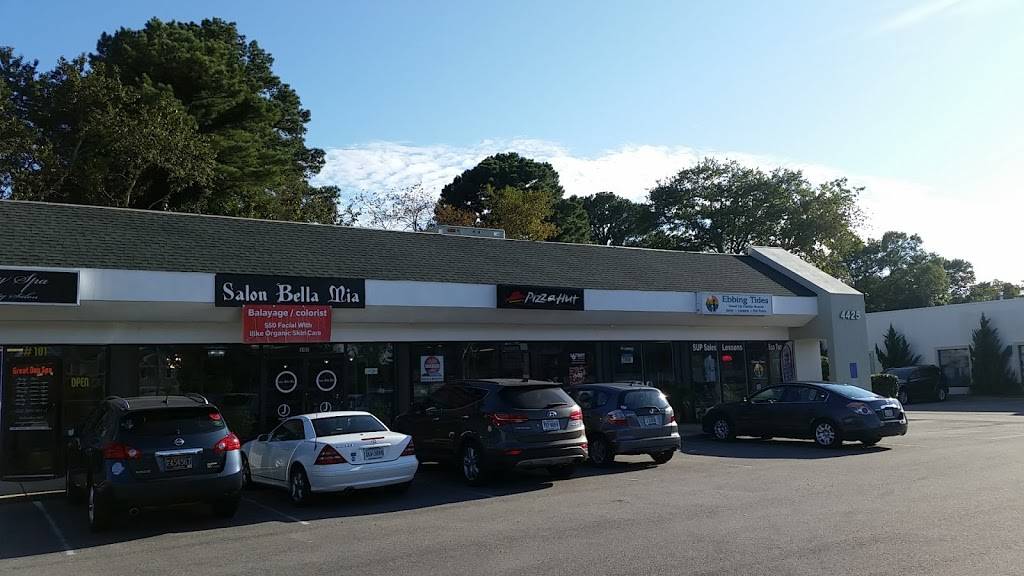 Pizza Hut | meal takeaway | 4425 Shore Dr Ste 103, Virginia Beach, VA 23455, USA | 7574649999 OR +1 757-464-9999