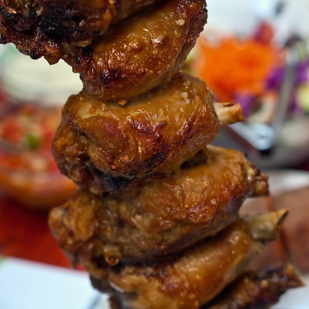 Le Milsa Restaurant | restaurant | 579 Boulevard Saint-Martin O, Laval, QC H4M 1Y9, Canada | 4509677770 OR +1 450-967-7770