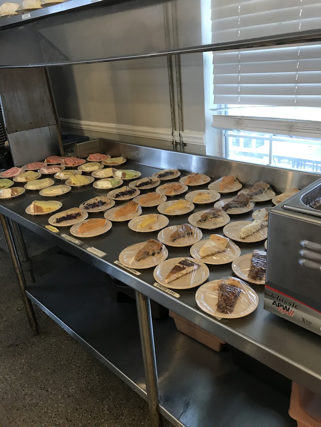 Michelles Restaurant | restaurant | 765 GA-50, Georgetown, GA 39854, USA | 2293345912 OR +1 229-334-5912