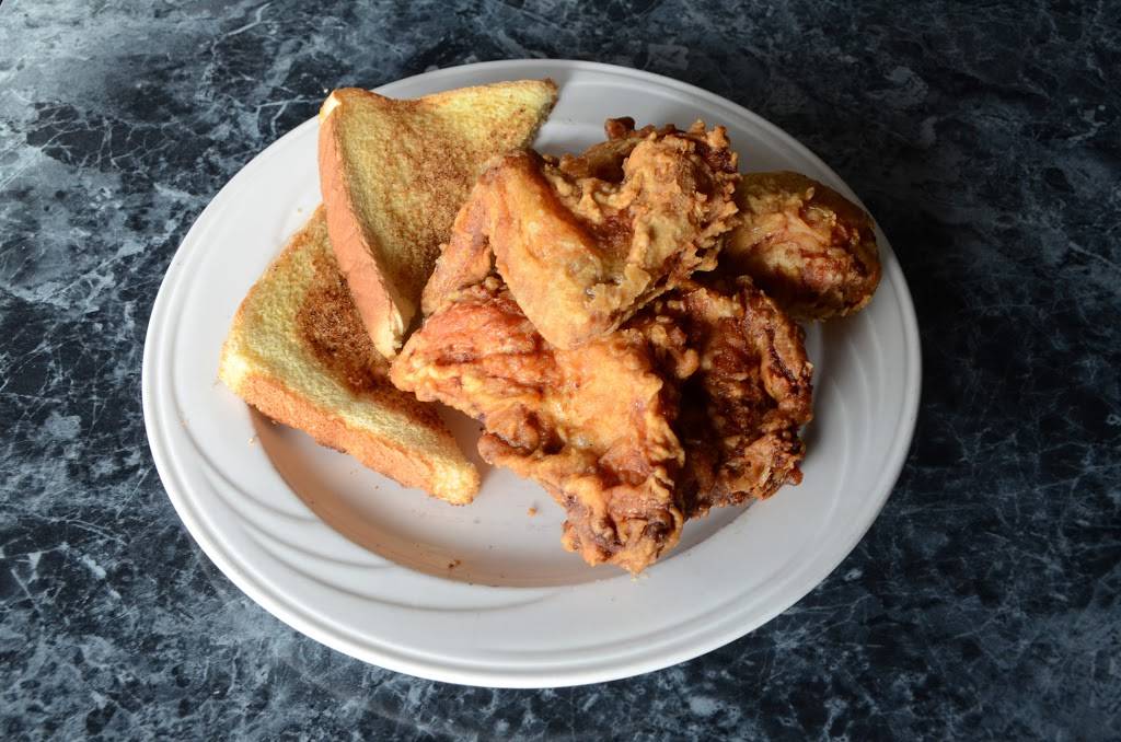 The Bank Restaurant | restaurant | 110 E State St, Pendleton, IN 46064, USA | 7657781446 OR +1 765-778-1446