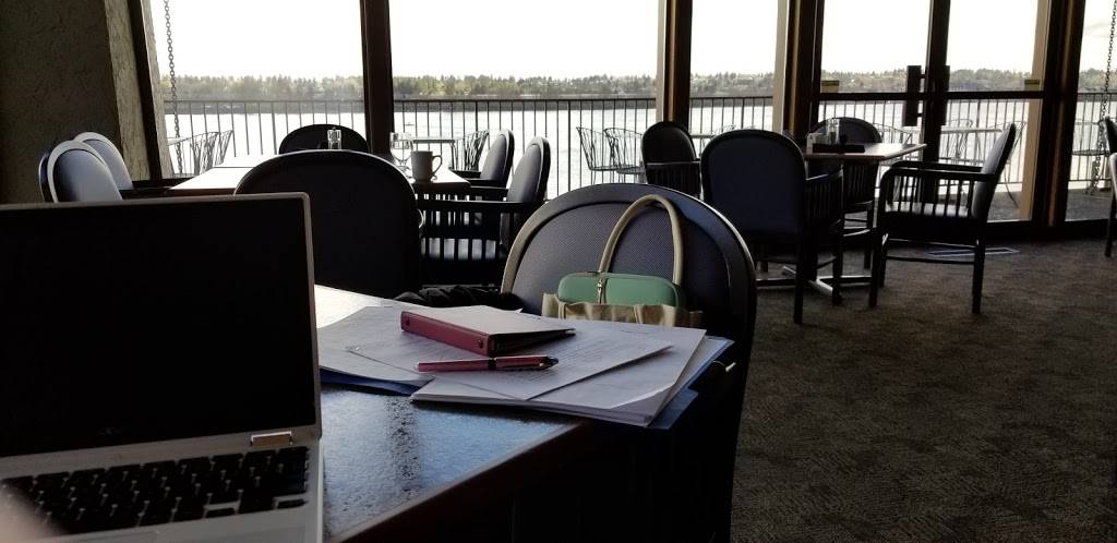 Jantzen Beach Bar & Grill | restaurant | Inside of the Red Lion on the River, 909 N Hayden Island Dr, Portland, OR 97217, USA | 5039784554 OR +1 503-978-4554