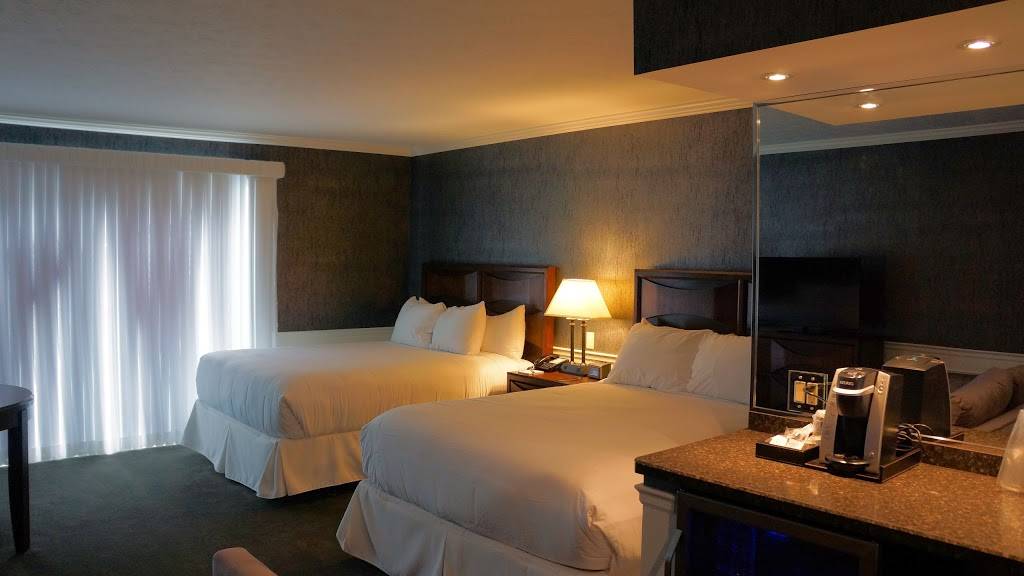 The Avalon Inn | restaurant | 9519 E Market St, Warren, OH 44484, USA | 3308561900 OR +1 330-856-1900