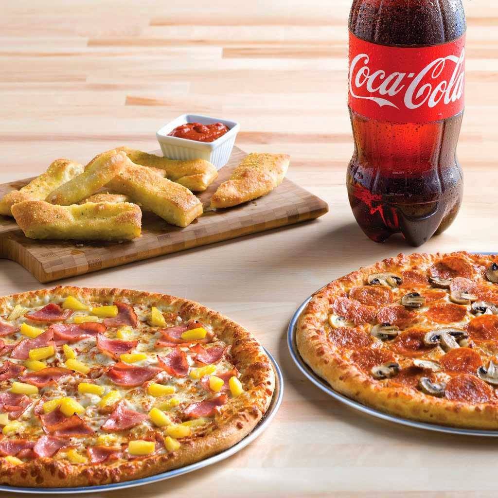 Dominos Pizza | meal delivery | 191 King St W, Brockville, ON K6V 3R6, Canada | 6133457111 OR +1 613-345-7111