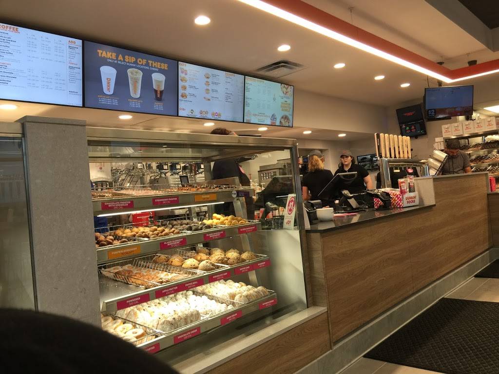 Dunkin | bakery | 850 N Green River Rd, Evansville, IN 47715, USA | 8123035797 OR +1 812-303-5797