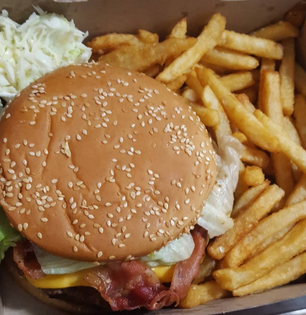 Kells Kitchenn | restaurant | 373 Eleventh St E, Cornwall, ON K6H 2Y8, Canada | 6139321300 OR +1 613-932-1300