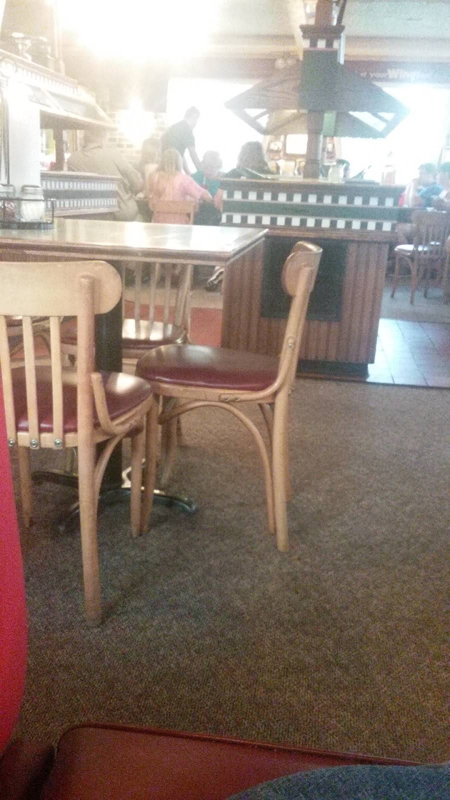 Pizza Hut | meal takeaway | 943 W High St, Ebensburg, PA 15931, USA | 8144727461 OR +1 814-472-7461