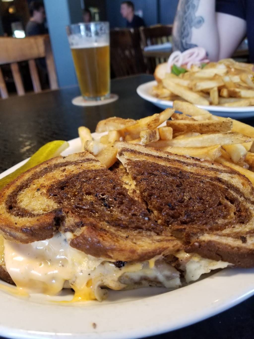 The Original Brooklyns | restaurant | 2644 W Colfax Ave, Denver, CO 80204, USA | 3035723999 OR +1 303-572-3999