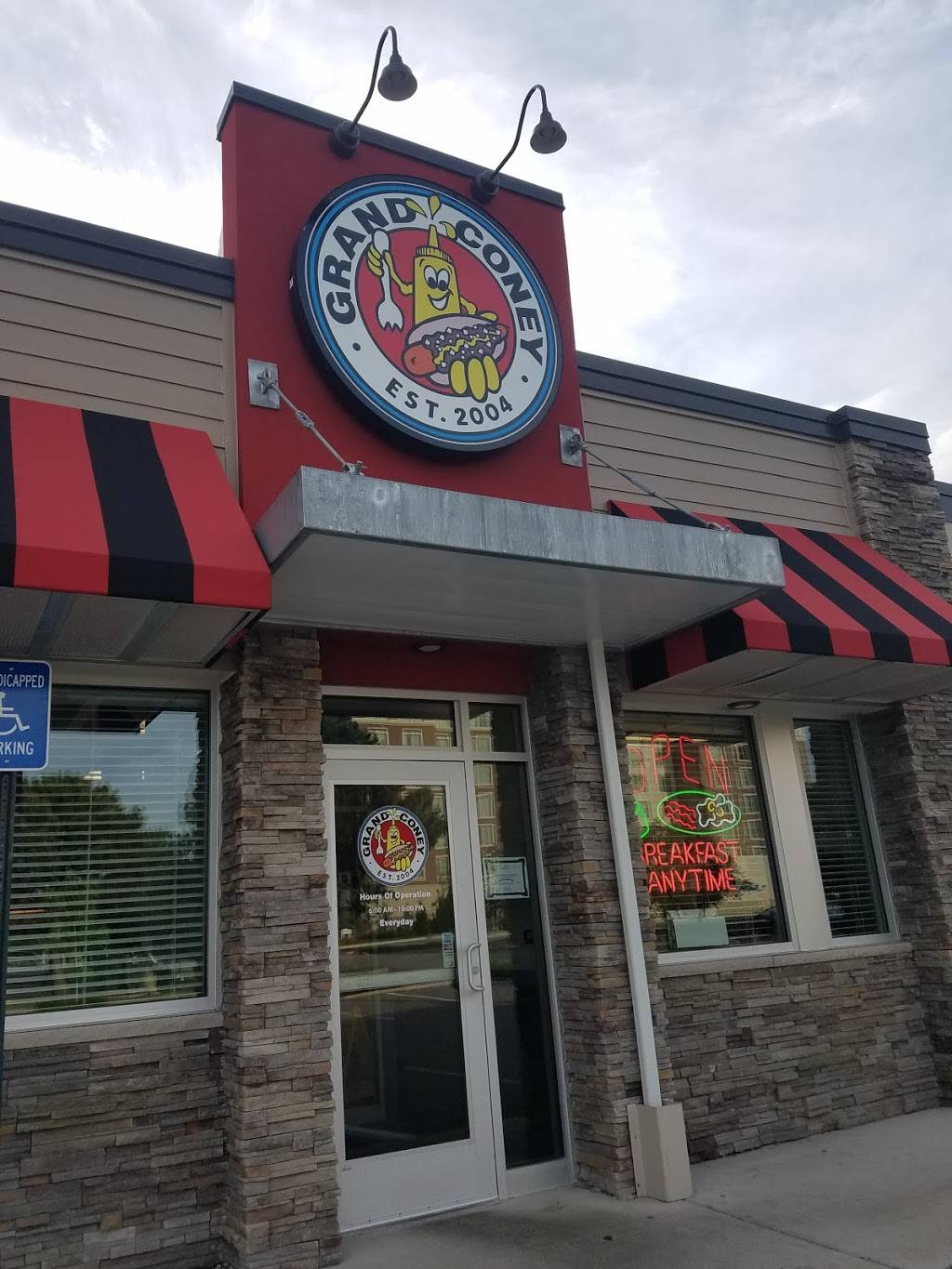 Grand Coney | restaurant | 5121 28th St SE, Grand Rapids, MI 49512, USA | 6169303596 OR +1 616-930-3596