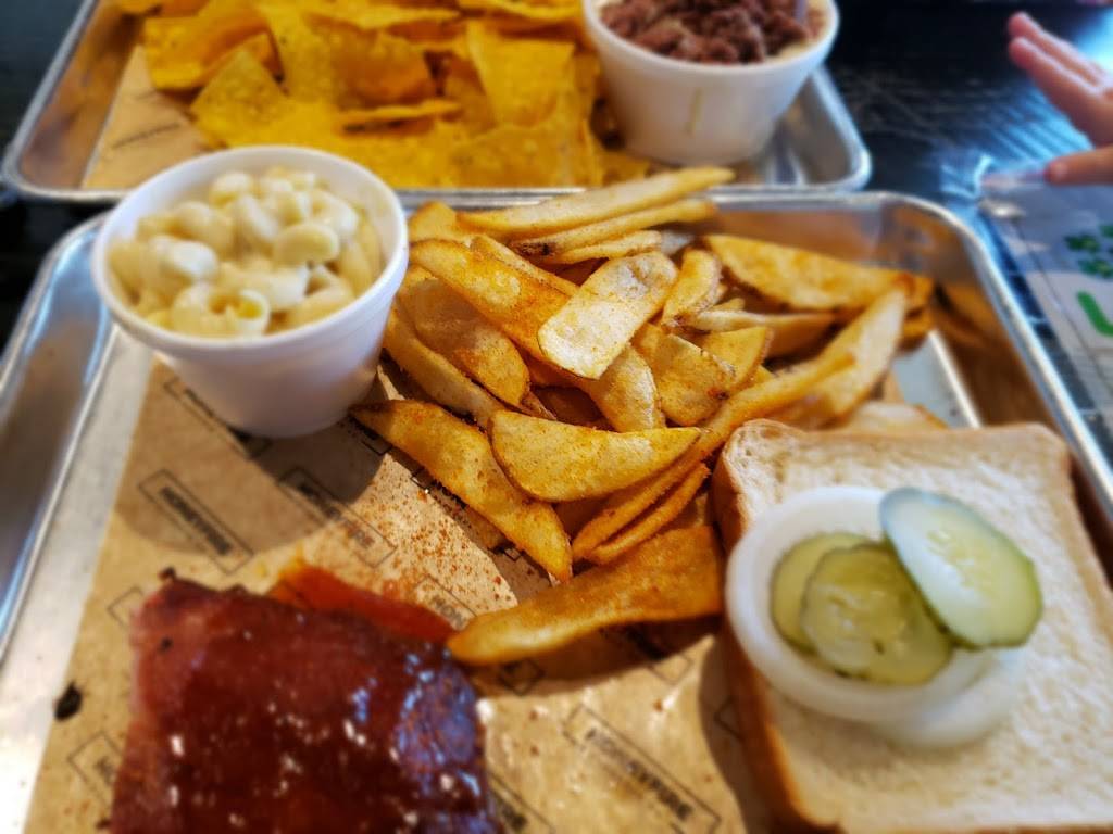 HoneyFire BBQ | restaurant | 8127 Sawyer Brown Rd #304, Nashville, TN 37221, USA | 6157396121 OR +1 615-739-6121