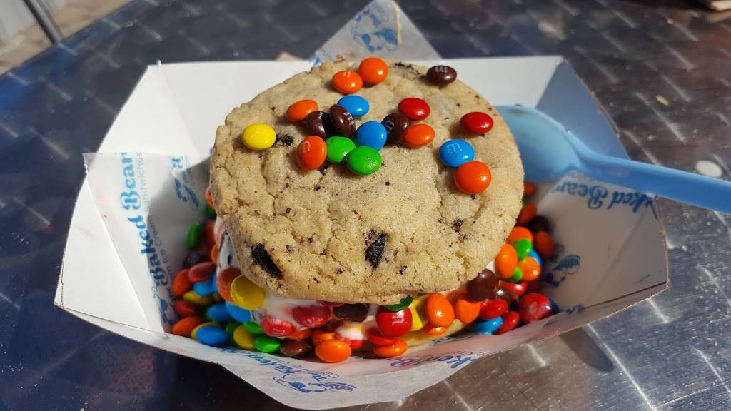 The Baked Bear - Ice Cream and Cookie Sandwiches | bakery | 2824 Jones St, San Francisco, CA 94133, USA | 4159932327 OR +1 415-993-2327