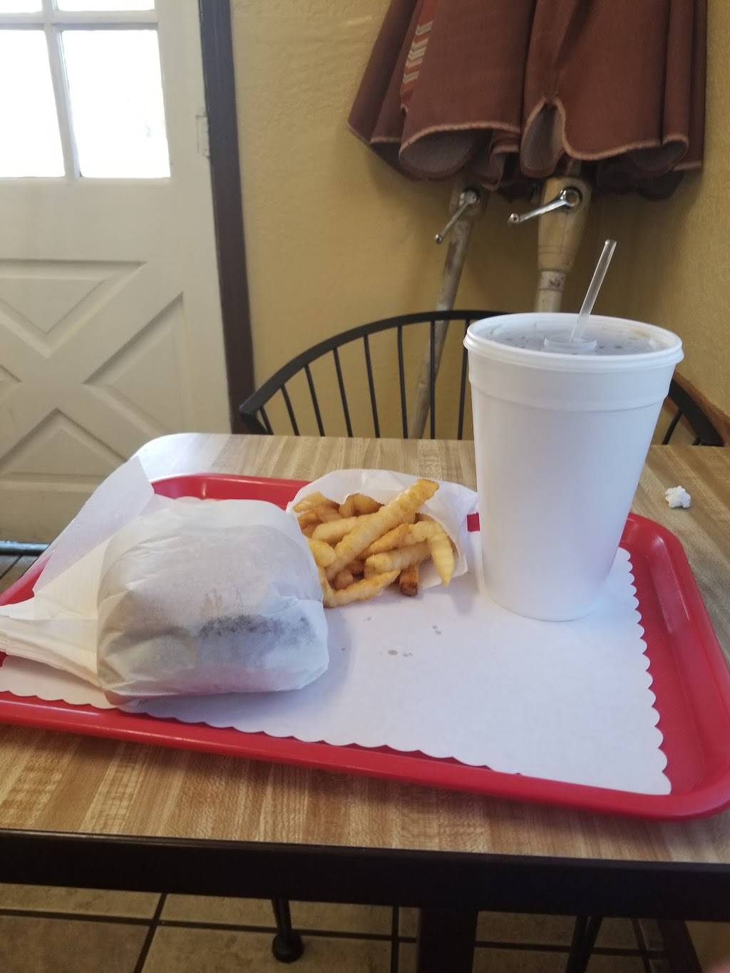 Frosty King | restaurant | 1300 N 10th Ave, Hanford, CA 93230, USA | 5595820814 OR +1 559-582-0814