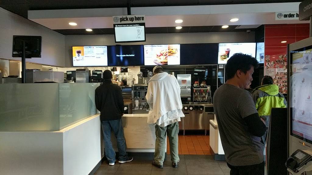 McDonalds | cafe | 80-03 Queens Blvd, Elmhurst, NY 11373, USA | 7184781204 OR +1 718-478-1204