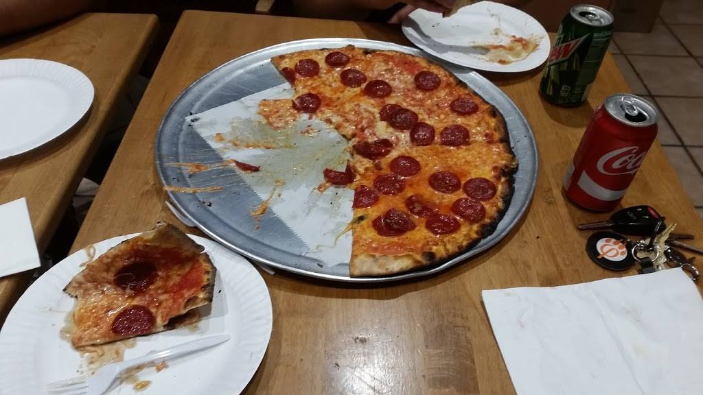 Pizza at the Brick Oven | restaurant | 3223, 122 Howe St, New Haven, CT 06511, USA | 2037774444 OR +1 203-777-4444