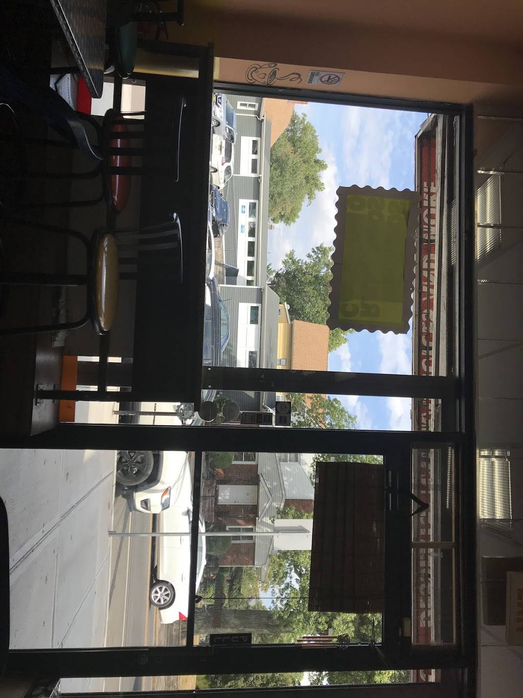 Deisys Cafe Bakery "El empanadazo" | restaurant | 104 Elmora Ave, Elizabeth, NJ 07202, USA | 9083535408 OR +1 908-353-5408