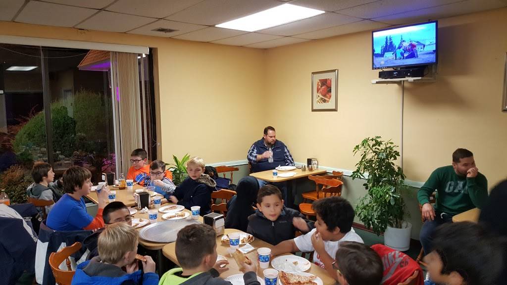 Oakhurst Pizza | restaurant | 2001 Bellmore St, Oakhurst, NJ 07755, USA | 7325314478 OR +1 732-531-4478