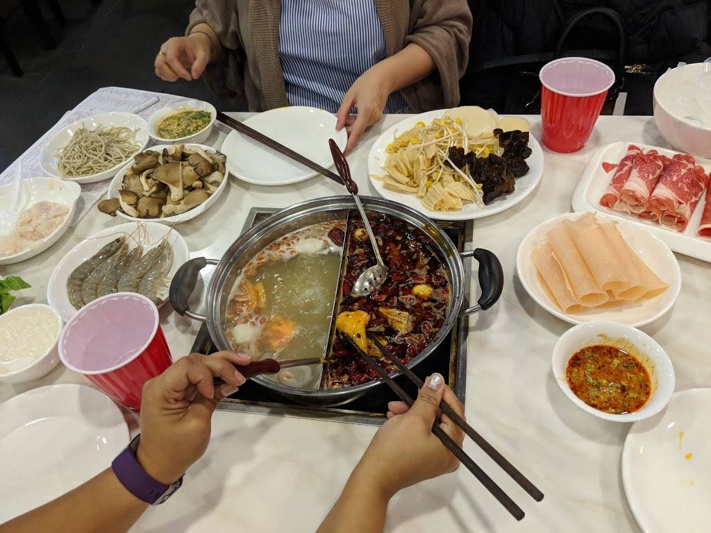 House of Fortune | restaurant | 2407 S Wentworth Ave, Chicago, IL 60616, USA | 3122250880 OR +1 312-225-0880