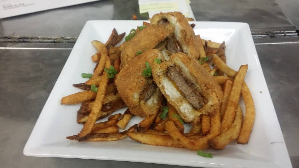 Madisons Bar & Grill | restaurant | 2750 Mosside Blvd, Monroeville, PA 15146, USA | 4127179435 OR +1 412-717-9435