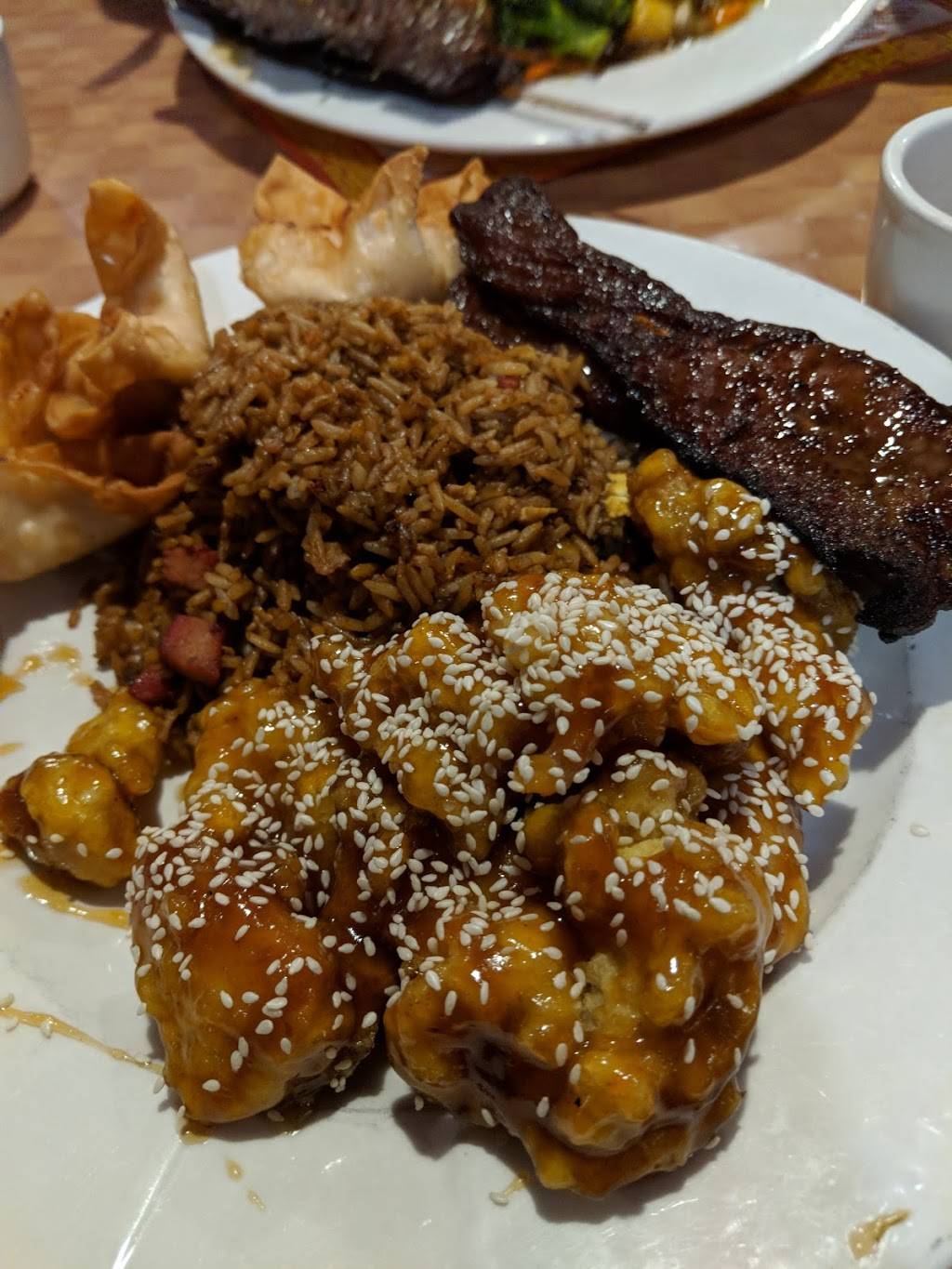 Oriental Pearl | restaurant | 576 State Rd, Westport, MA 02790, USA | 5086751501 OR +1 508-675-1501