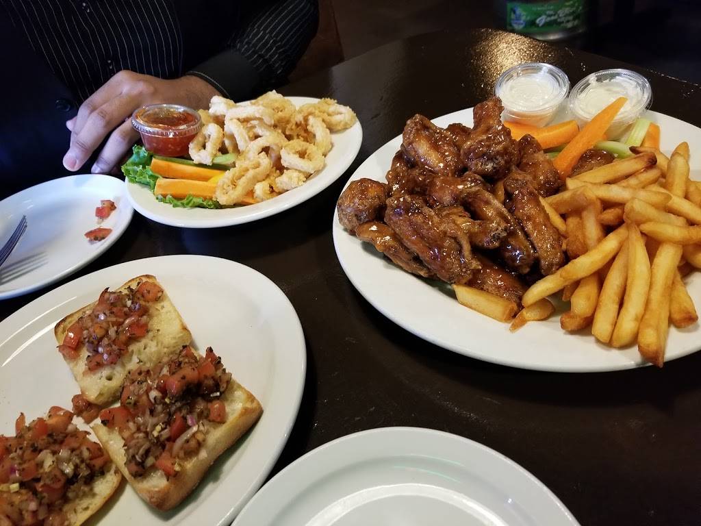 Tickled Toad Pub & Grill | restaurant | 330 Steeles Ave W, Thornhill, ON L4J 6W9, Canada | 9057711766 OR +1 905-771-1766