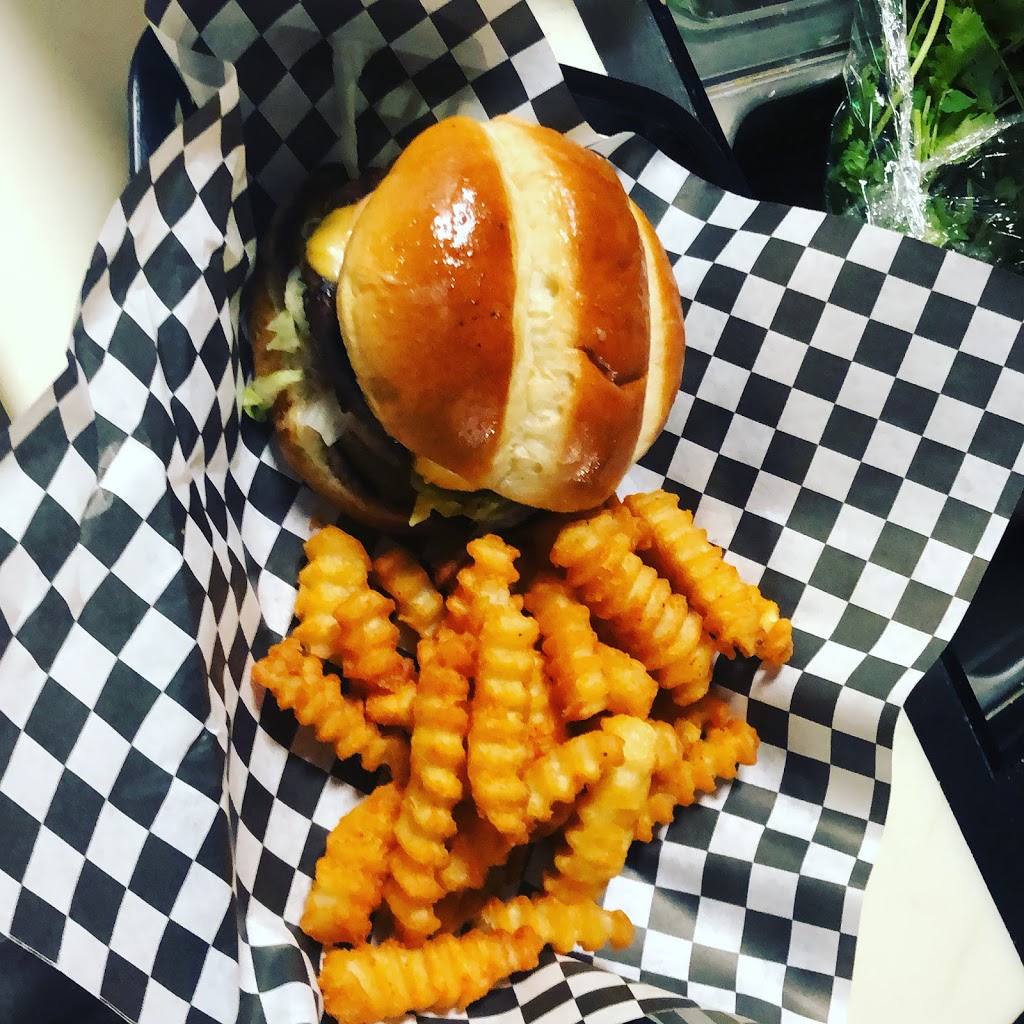 La Pena Cantina & Grill | restaurant | 4104 W North Ave, Chicago, IL 60639, USA | 7733829604 OR +1 773-382-9604