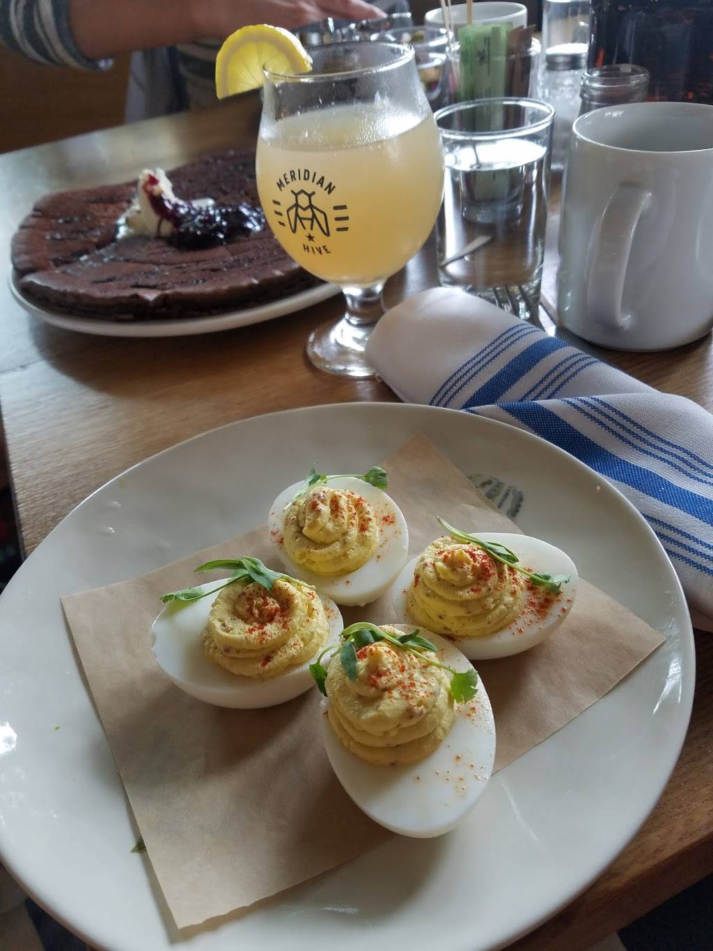 Mour Cafe | restaurant | 1414 Shore District Dr building 3 suite 120, Austin, TX 78741, USA | 5124426687 OR +1 512-442-6687