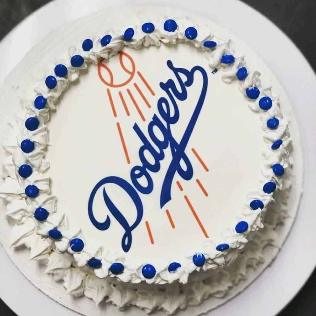 Menchies Frozen Yogurt | bakery | 4929 Eagle Rock Blvd, Los Angeles, CA 90041, USA | 3237390133 OR +1 323-739-0133