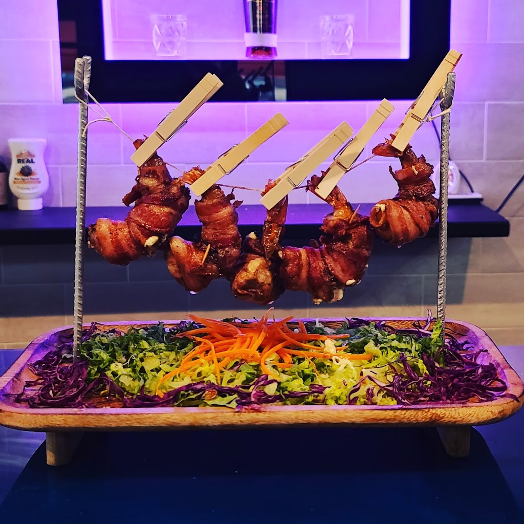 El Marinero | restaurant | 137 Kilvert St, Warwick, RI 02886, USA | 4012199630 OR +1 401-219-9630