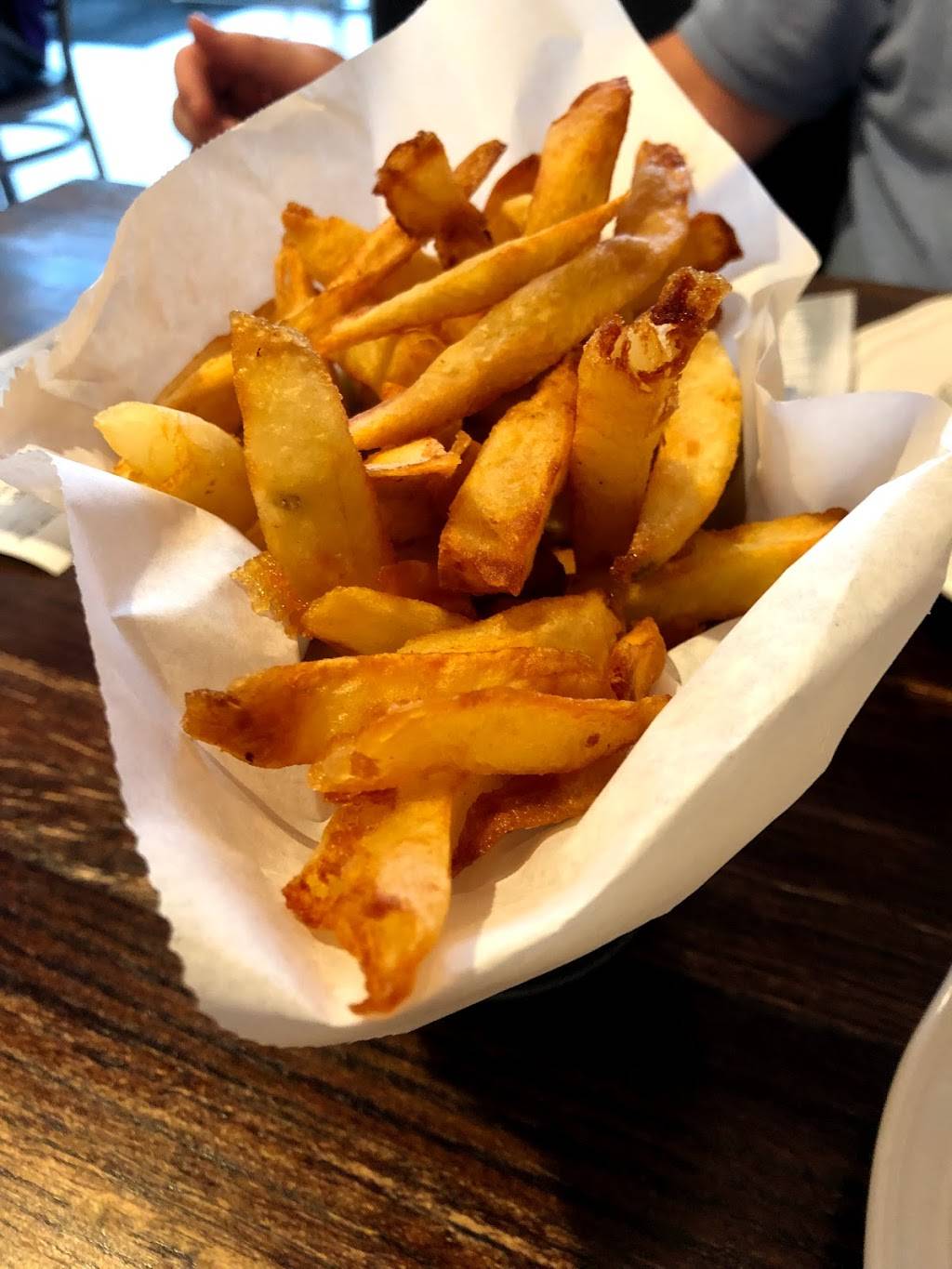 The Fish & Chip Shop | restaurant | 8281 Champions Gate Blvd, Championsgate, FL 33896, USA | 3214014111 OR +1 321-401-4111