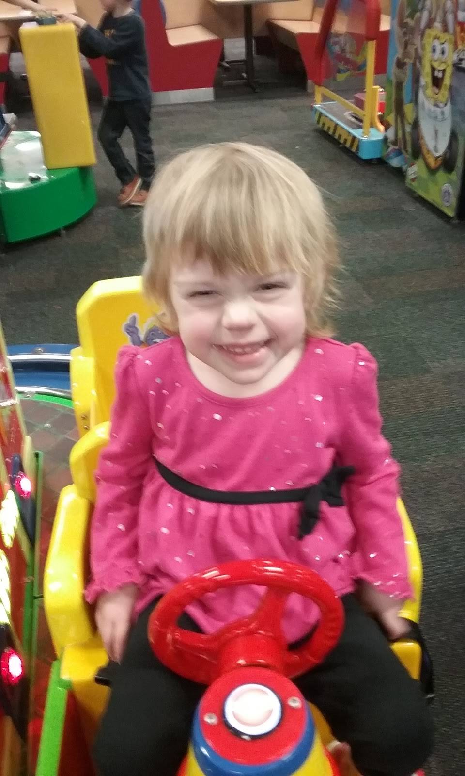 Chuck E. Cheeses | restaurant | 1003 Commerce Blvd, Dickson City, PA 18519, USA | 5704871444 OR +1 570-487-1444