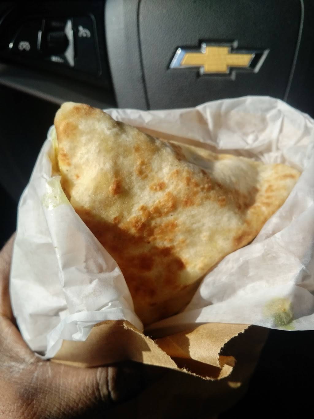 Famous Recipe | restaurant | 158 King St W, Hamilton, ON L8P 1A5, Canada | 2893899740 OR +1 289-389-9740