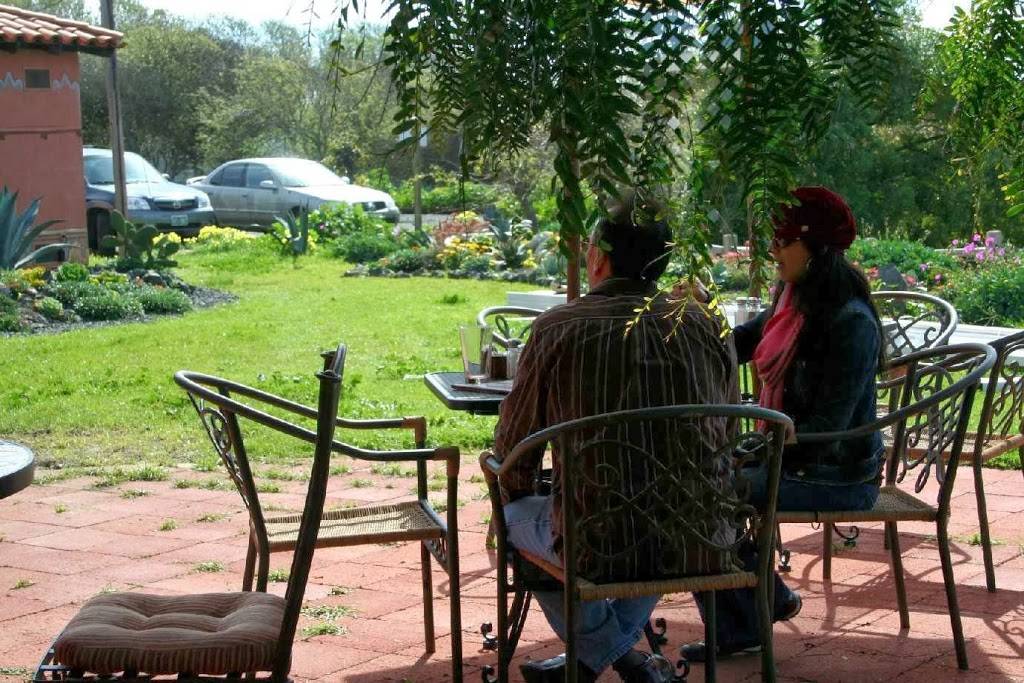 El Chorlito Mexican Restaurant | restaurant | 9155 Hearst Dr, San Simeon, CA 93452, USA | 8059273872 OR +1 805-927-3872