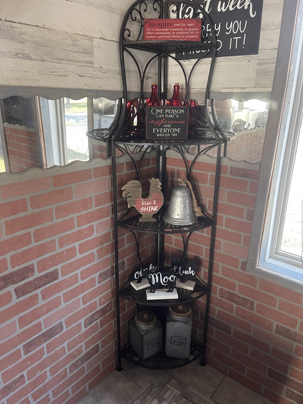 MinnieBells | restaurant | 1211 Remmel Ave, Newport, AR 72112, USA | 8702179923 OR +1 870-217-9923