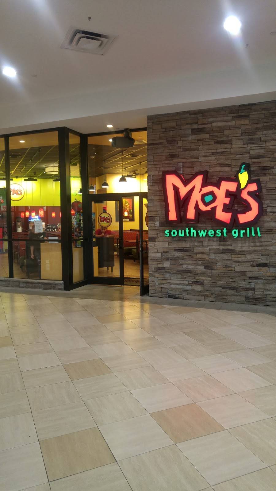 Moes Southwest Grill | restaurant | 131 Colonie Center, Albany, NY 12205, USA | 5184896637 OR +1 518-489-6637