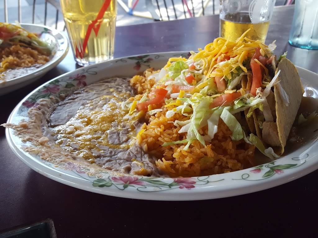 Puerto Vallarta Restaurant | restaurant | 802 W Yelm Ave, Yelm, WA 98597, USA | 3604587710 OR +1 360-458-7710