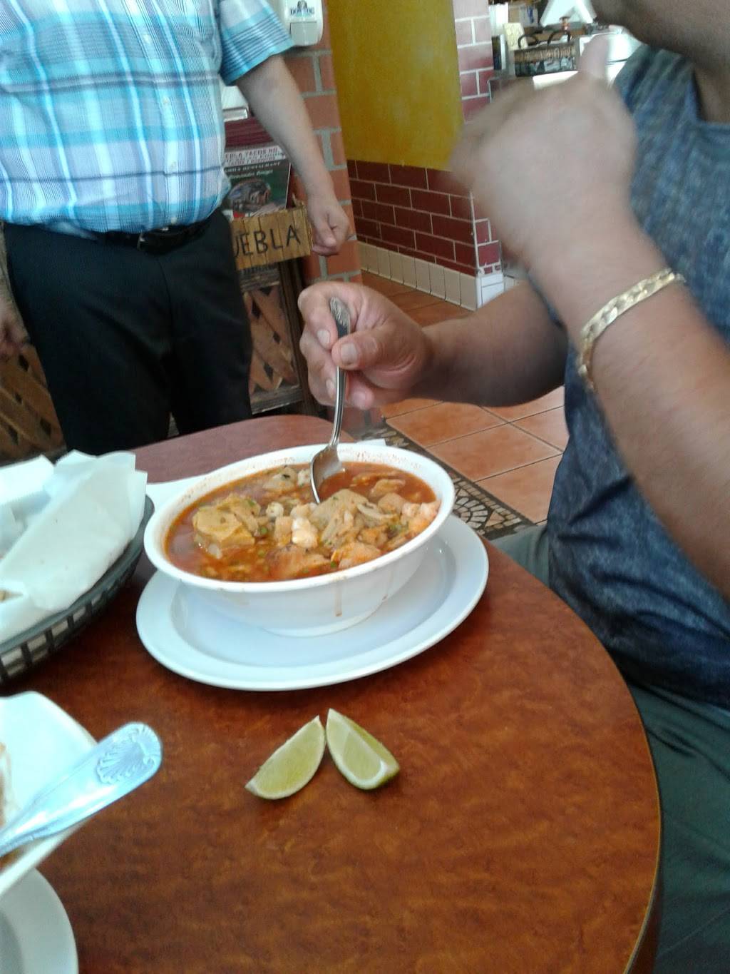 Puebla Tacos 2 | restaurant | 1819 E Villa St, Pasadena, CA 91107, USA | 6267931083 OR +1 626-793-1083