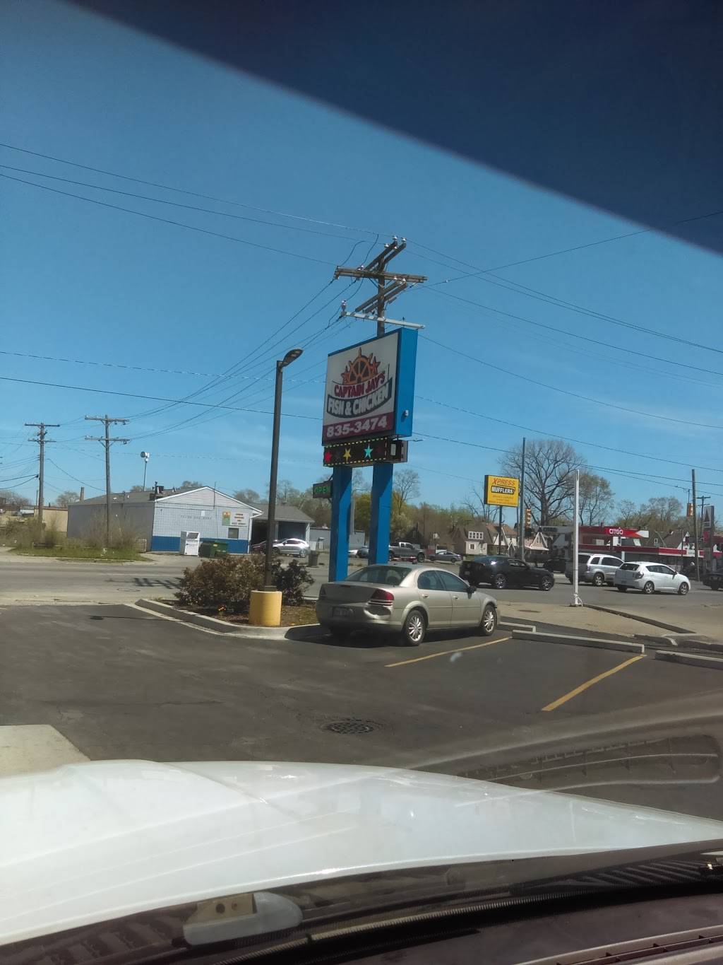 Captain Jays Fish & Chicken | meal takeaway | 15321 Greenfield Rd, Detroit, MI 48227, USA | 3138353474 OR +1 313-835-3474