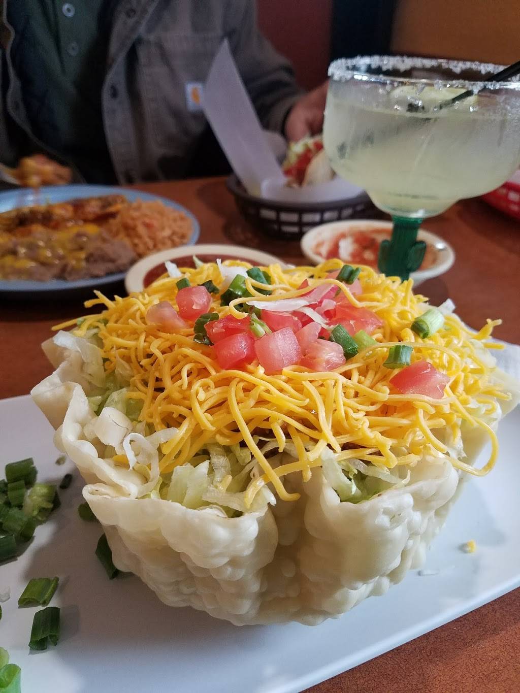 Sanchos of Davenport | restaurant | 307 E George Washington Blvd, Davenport, IA 52803, USA | 5633221414 OR +1 563-322-1414