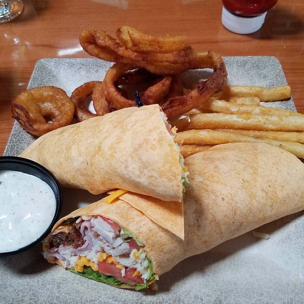 Madigans Waterfront | restaurant | 201 Mill St, Occoquan, VA 22125, USA | 7034946373 OR +1 703-494-6373