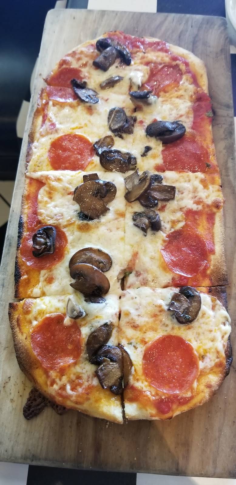 Marias Italian Kitchen | restaurant | 3537 E Foothill Blvd, Pasadena, CA 91107, USA | 6263512080 OR +1 626-351-2080