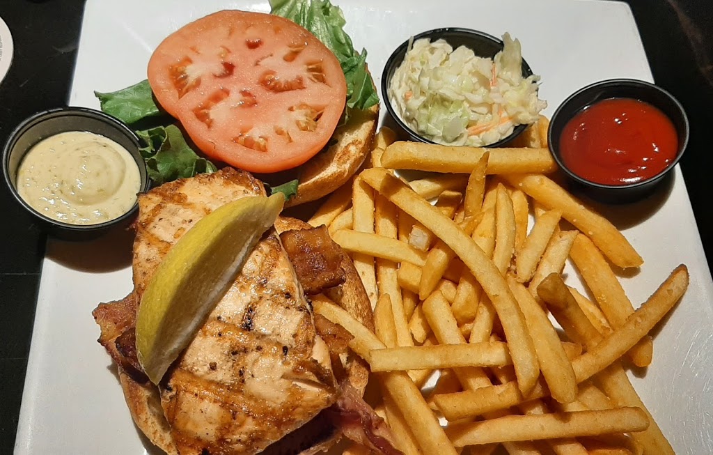 Stout Bar & Grill | restaurant | 3419 N Andrews Ave, Fort Lauderdale, FL 33309, USA | 7542235678 OR +1 754-223-5678