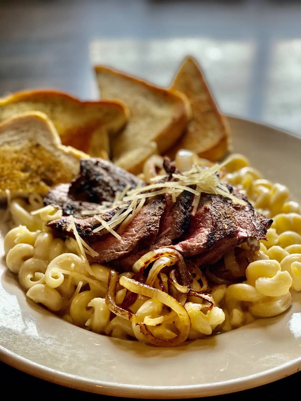 Baileys Local | restaurant | 540 S, 4th St, Eagle, NE 68347, USA | 4027812097 OR +1 402-781-2097