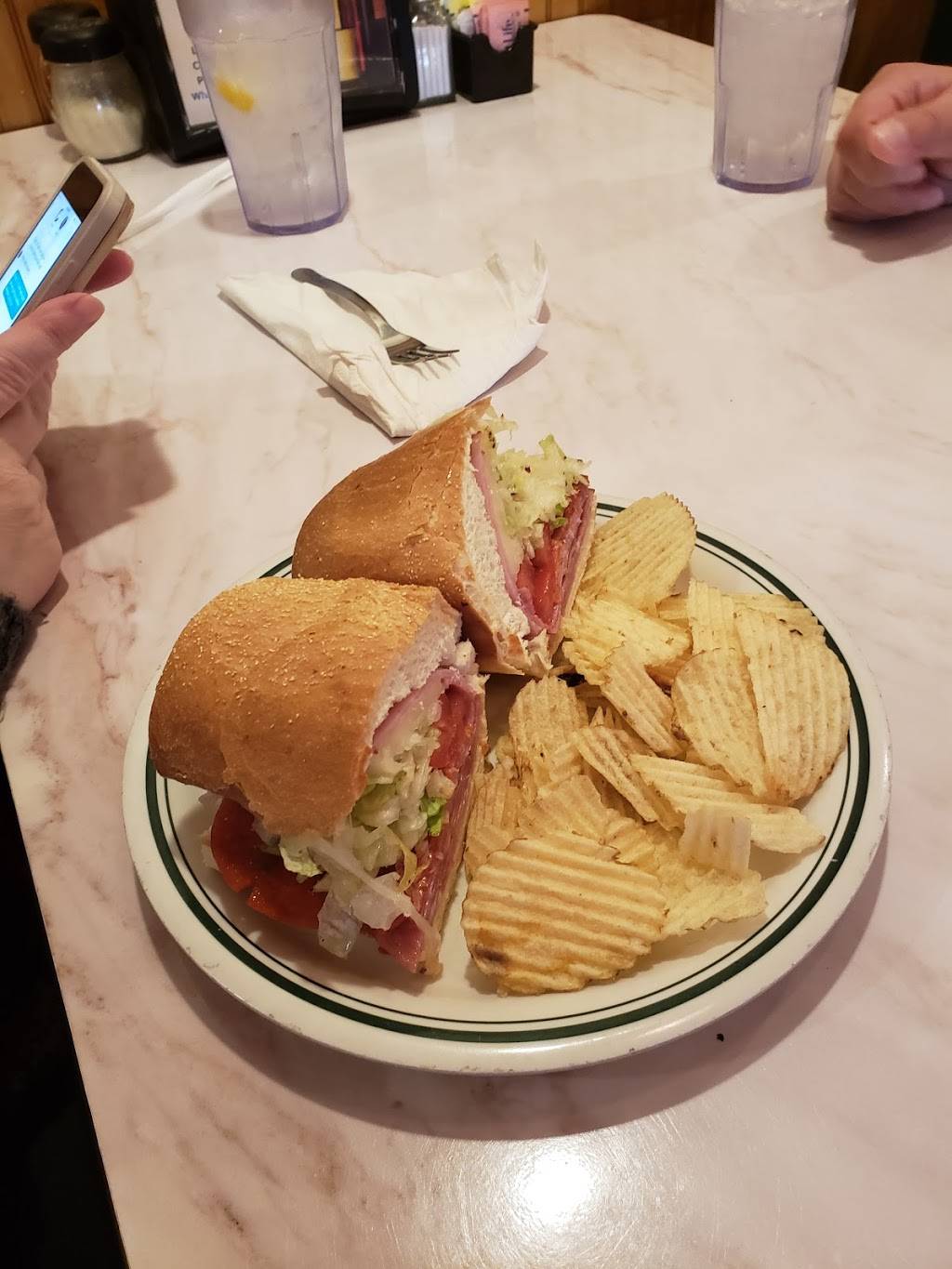 Stavros and Sons Pizza Restaurant | restaurant | 2100 County Rd 44, Eustis, FL 32726, USA | 3525899100 OR +1 352-589-9100