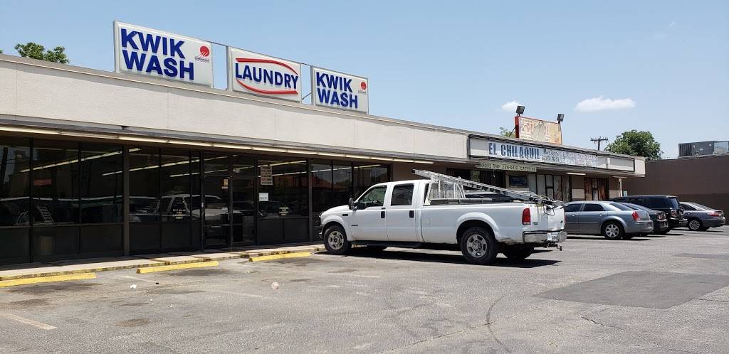 Taqueria El Chilaquil | restaurant | 1821 W Commerce St, San Antonio, TX 78207, USA | 2102265410 OR +1 210-226-5410