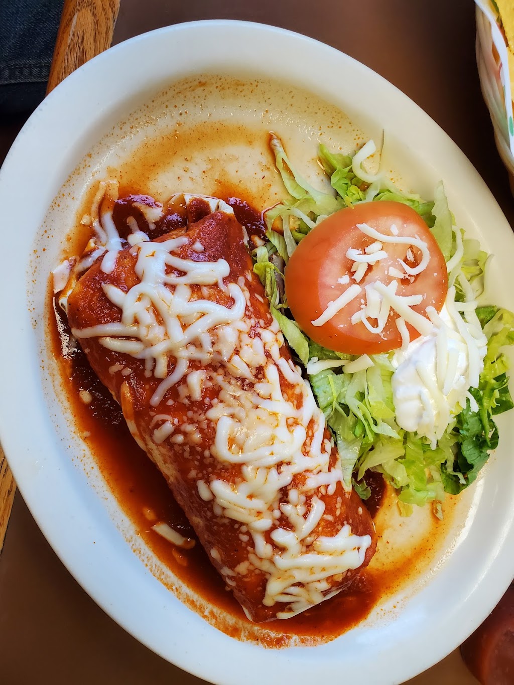 Pueblo Nuevo Méxican Restaurant | restaurant | 806 E 1st Ave, St John, KS 67576, USA | 6205493366 OR +1 620-549-3366