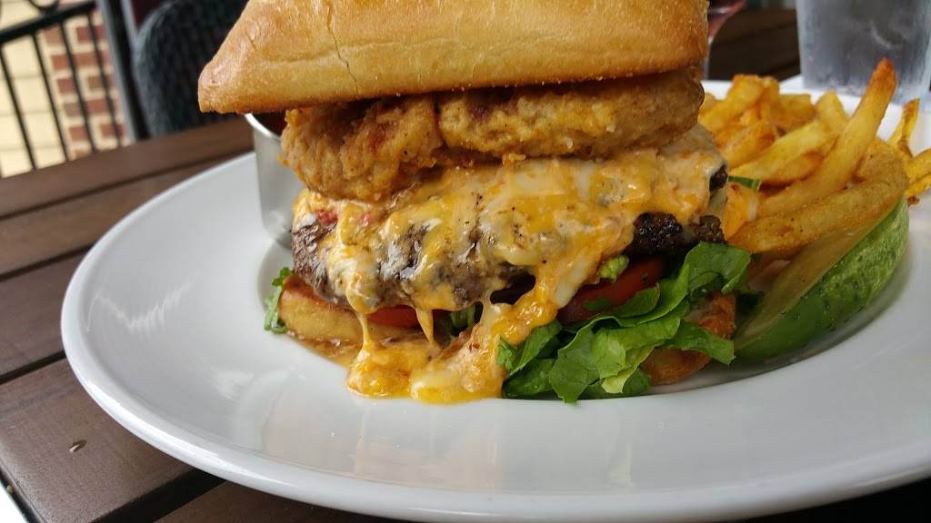 Marlows Tavern | restaurant | 1317 Dunwoody Village Pkwy #102, Dunwoody, GA 30338, USA | 7705597528 OR +1 770-559-7528