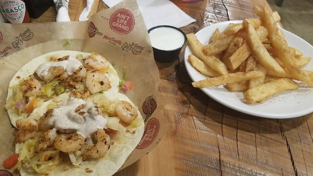 Mugshots Grill & Bar Oxford | restaurant | 1400 Merchants Dr, Oxford, MS 38655, USA | 6623805054 OR +1 662-380-5054