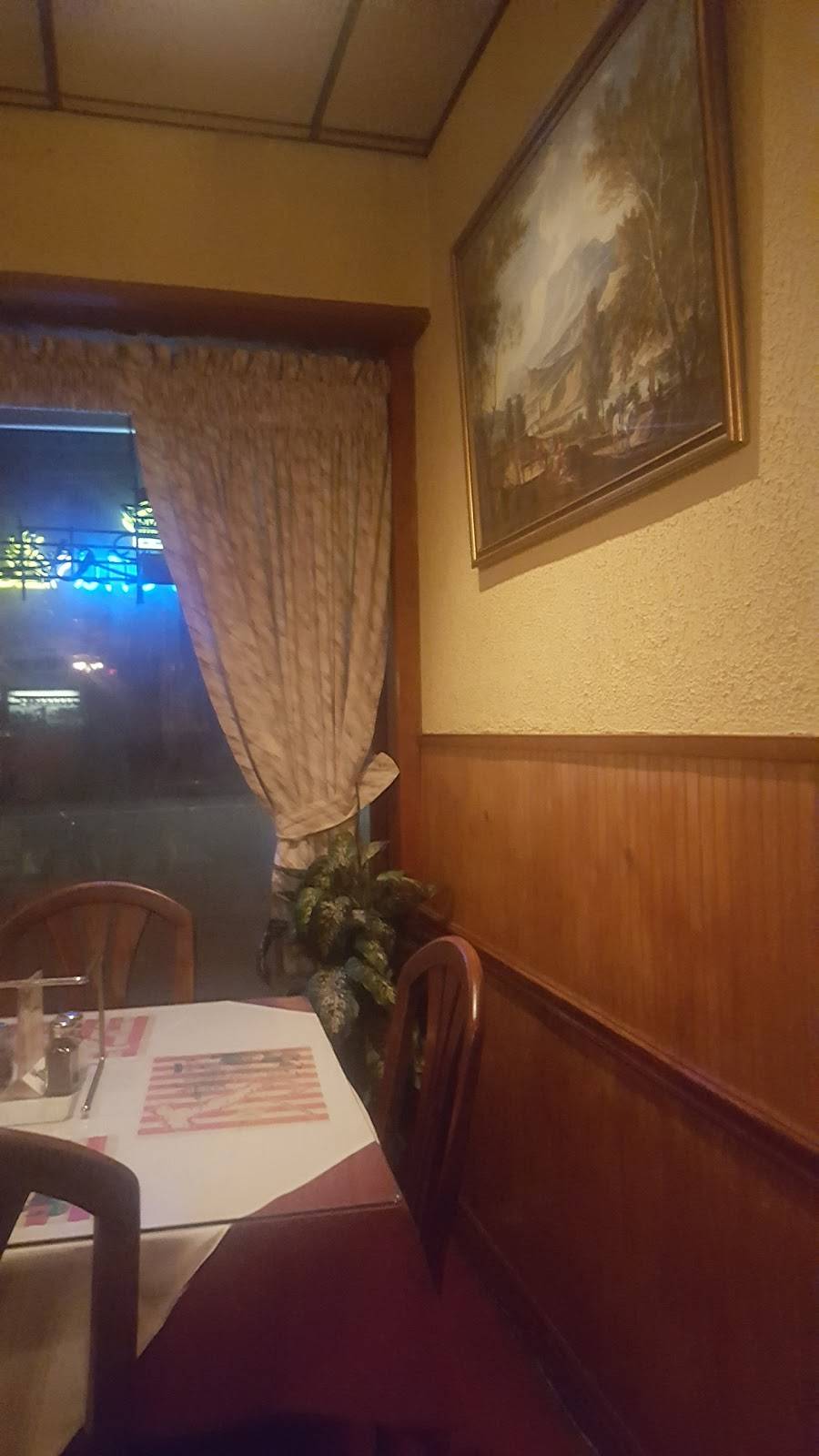 Brick Oven Pizza | restaurant | 1581 Capitol Ave, Bridgeport, CT 06604, USA | 2033679958 OR +1 203-367-9958