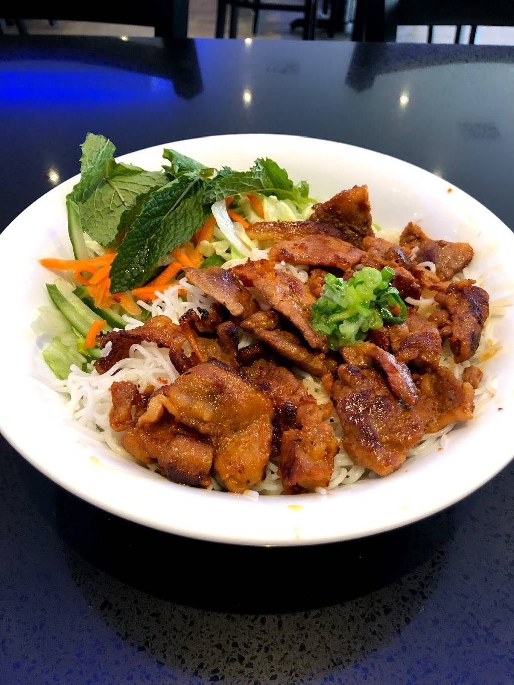 Pho Viet Xpress | restaurant | 205 Marycroft Ave unit 12, Woodbridge, ON L4L 5X7, Canada | 9058568857 OR +1 905-856-8857