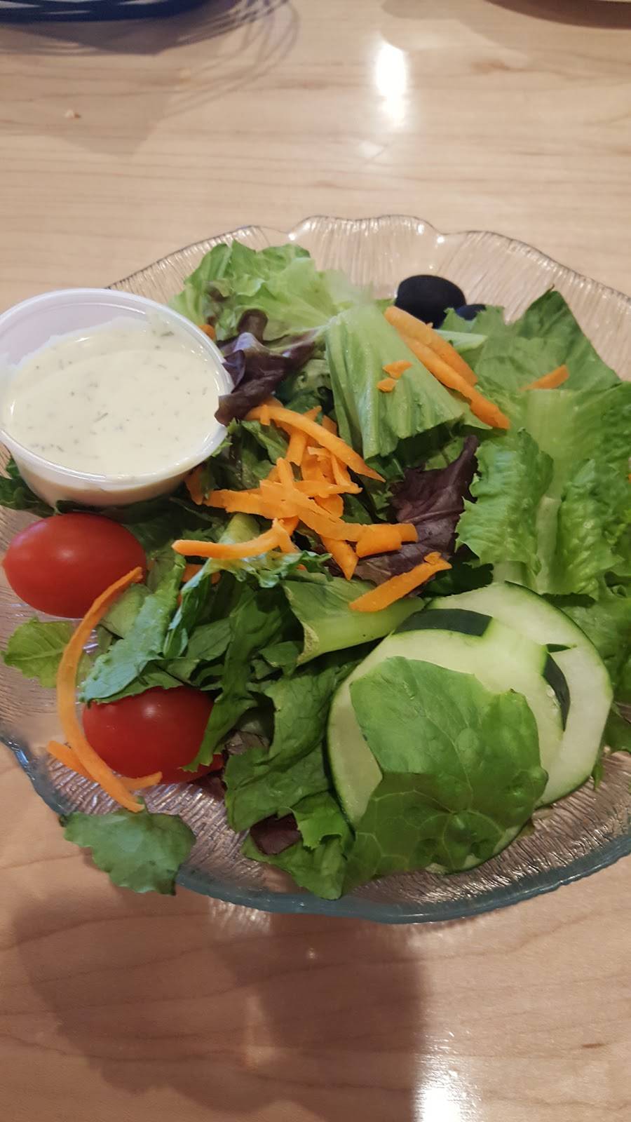 Pats | restaurant | 1200 Hartford Ave, Johnston, RI 02919, USA | 4012731444 OR +1 401-273-1444