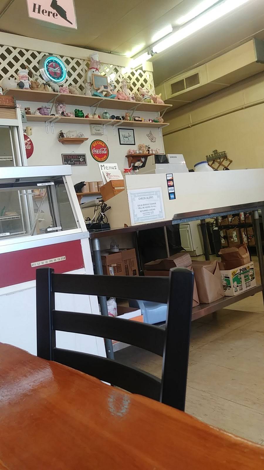 Bare Bones BBQ | restaurant | 807 Columbus Ave, Bay City, MI 48708, USA | 9898926830 OR +1 989-892-6830